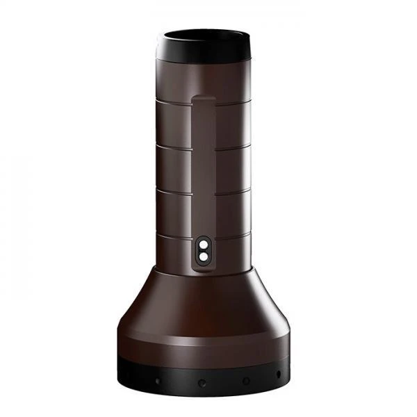 Bright Flashlights LEDLenser P18R Signature Adjustable Focus Rechargeable Flashlight | 4500 Lumens - Image 2