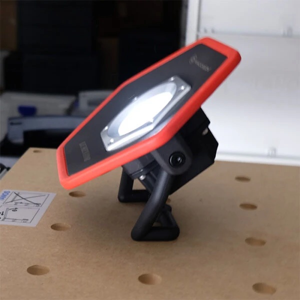 Automotive Repair Flashlights Maxxeon WorkStar LUMENATOR Area Work Light | 4,100 Lumens - Image 4