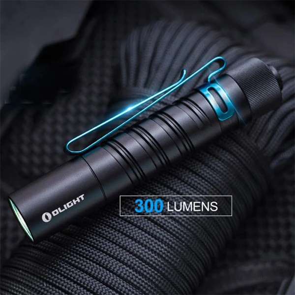 Boating Flashlights Olight I5T EOS Flashlight | 300 Lumens | Olight Distributor - Image 4
